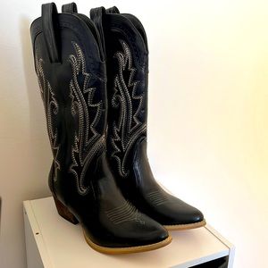 Black Cowgirl Boots